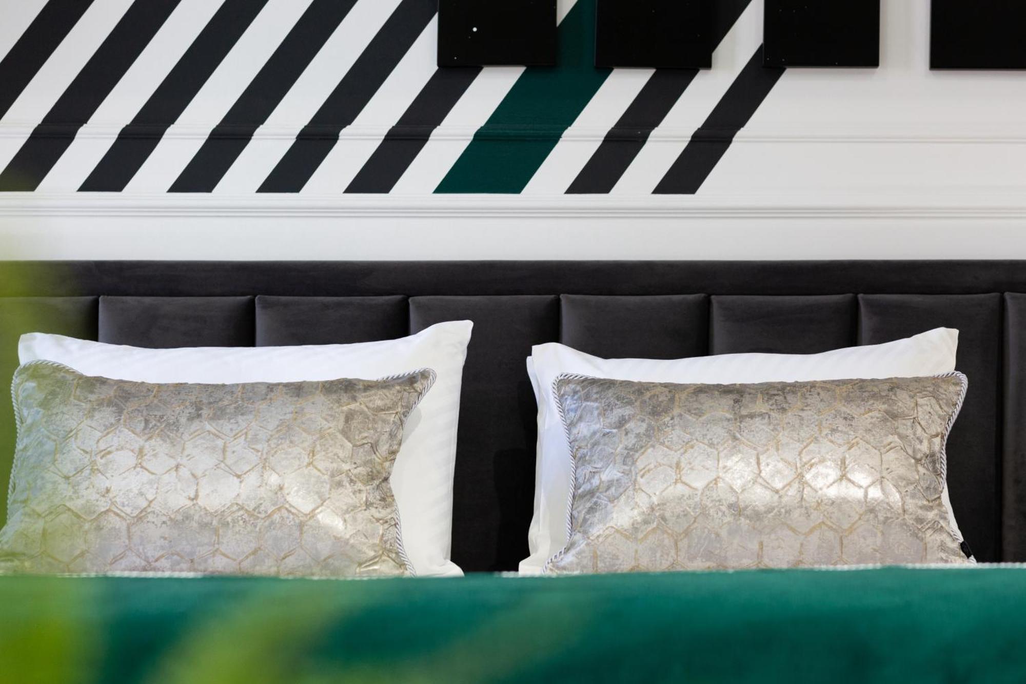Dezign Superior Apartments & Rooms زادار الغرفة الصورة